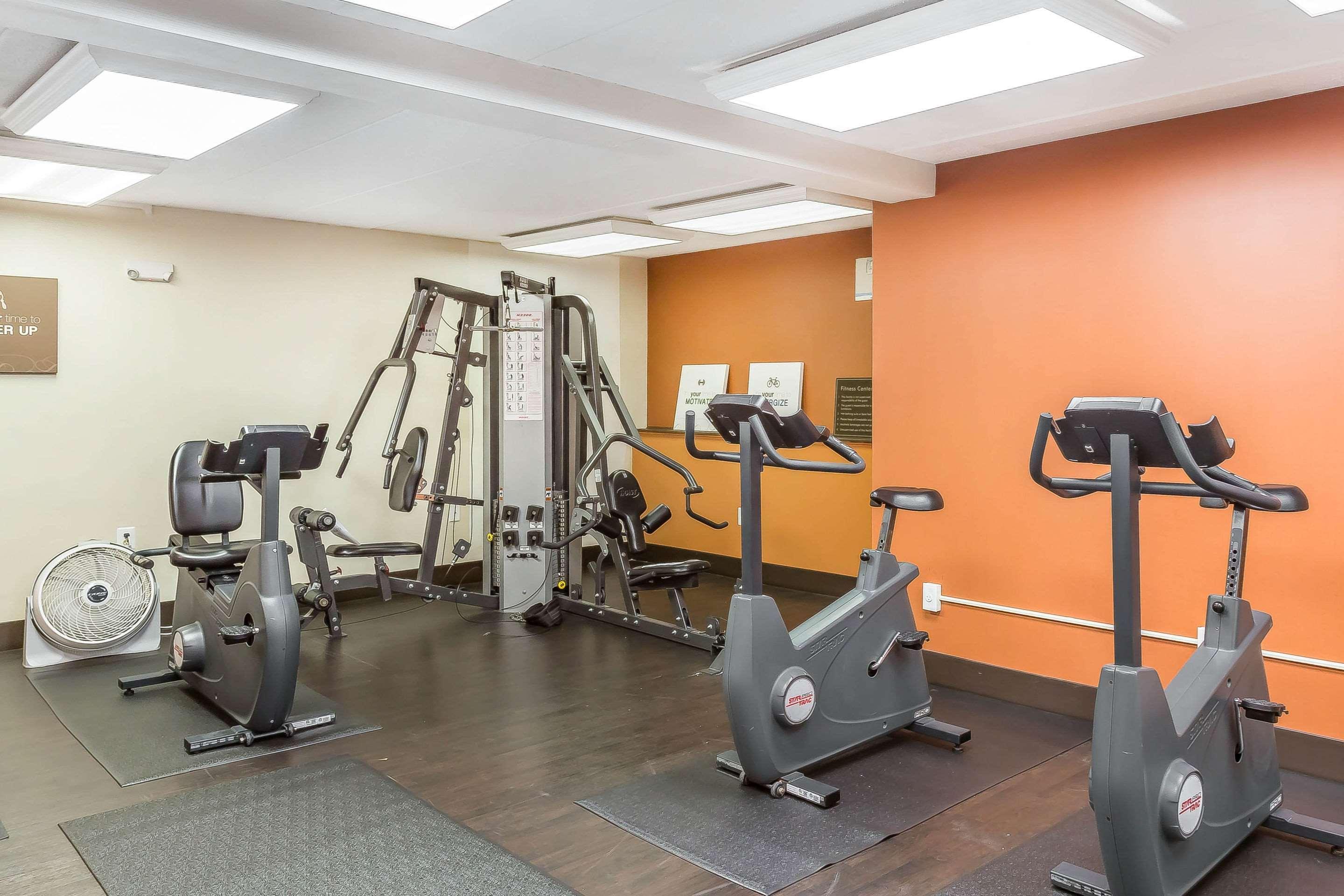 Comfort Inn & Suites Абърдийн Екстериор снимка