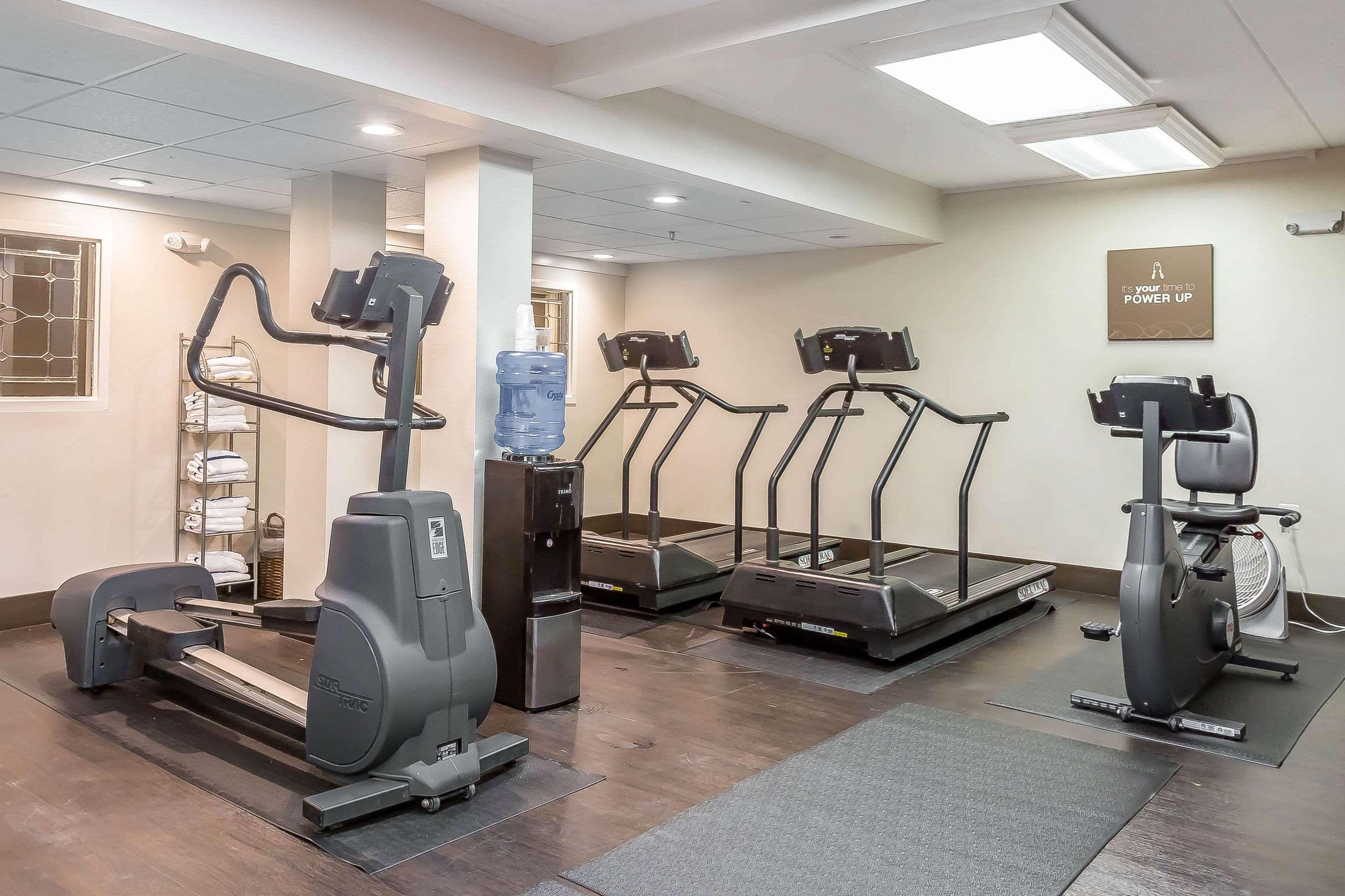 Comfort Inn & Suites Абърдийн Екстериор снимка