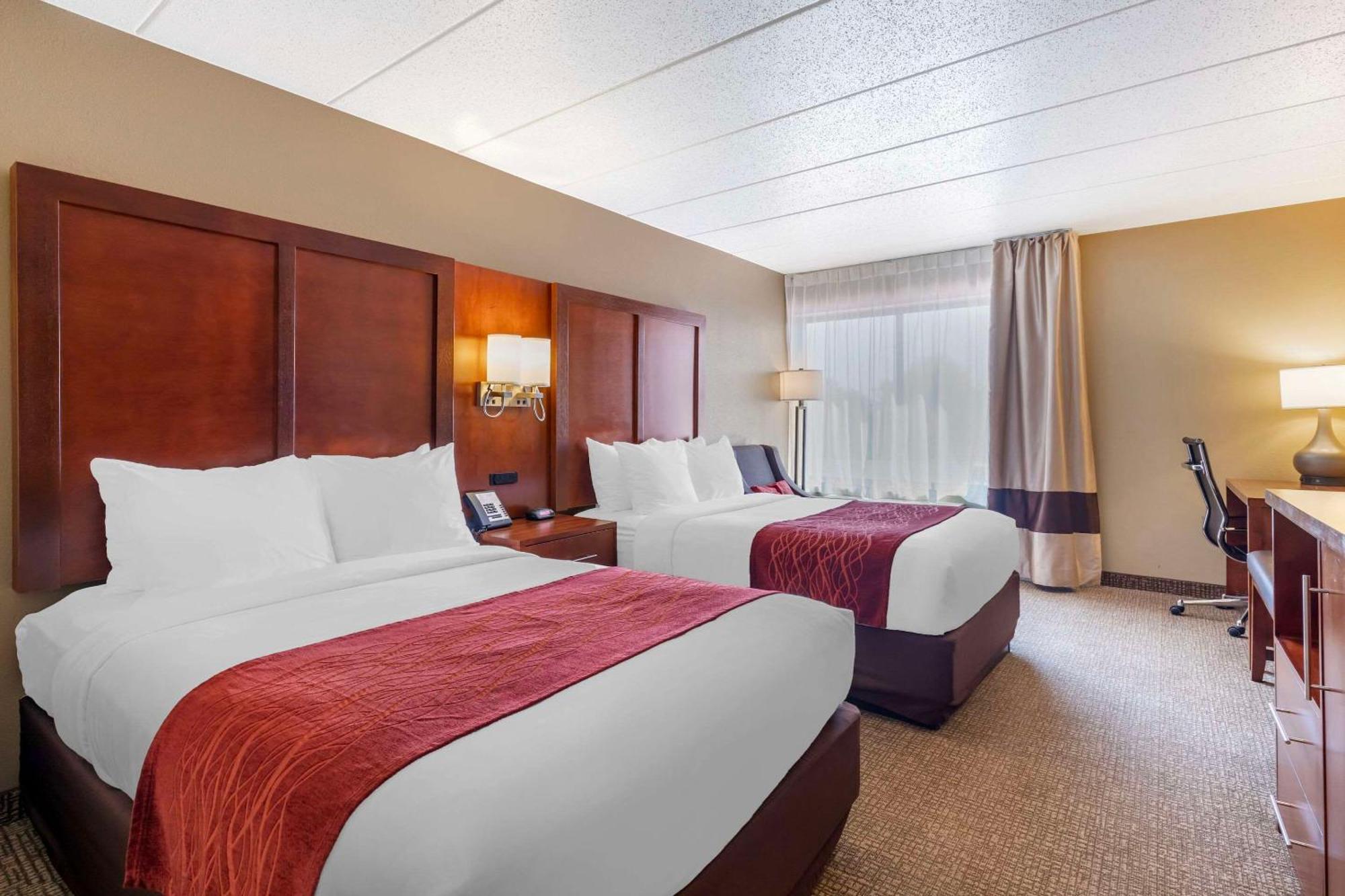 Comfort Inn & Suites Абърдийн Екстериор снимка